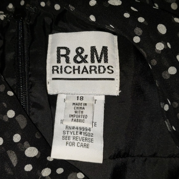 Flowy polka-dot Sleeveless Silk dress - Picture 5 of 7